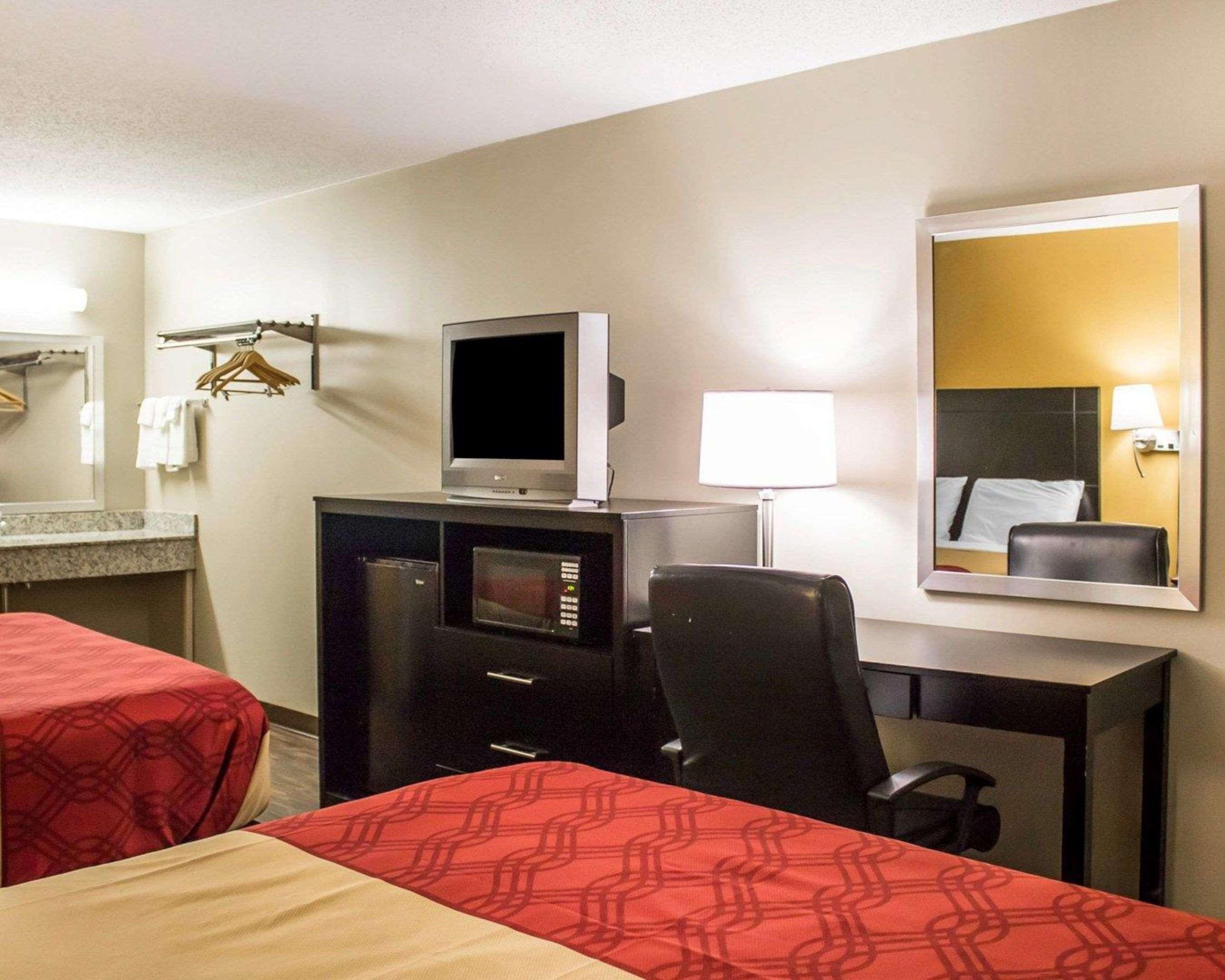 Econo Lodge Columbus Esterno foto