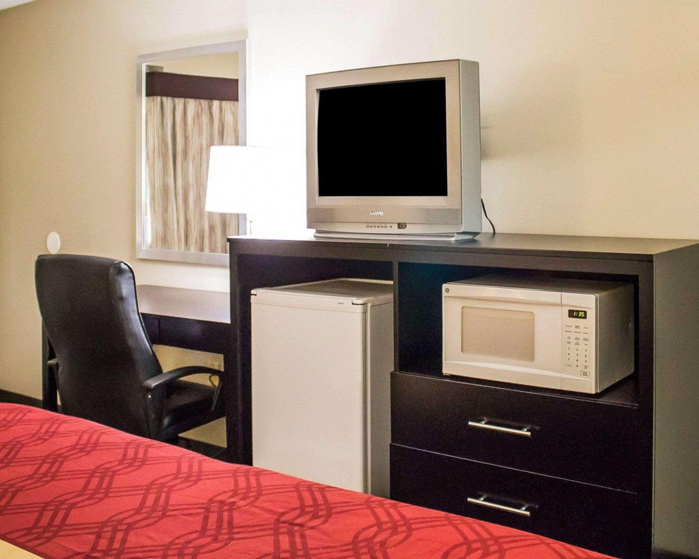 Econo Lodge Columbus Esterno foto