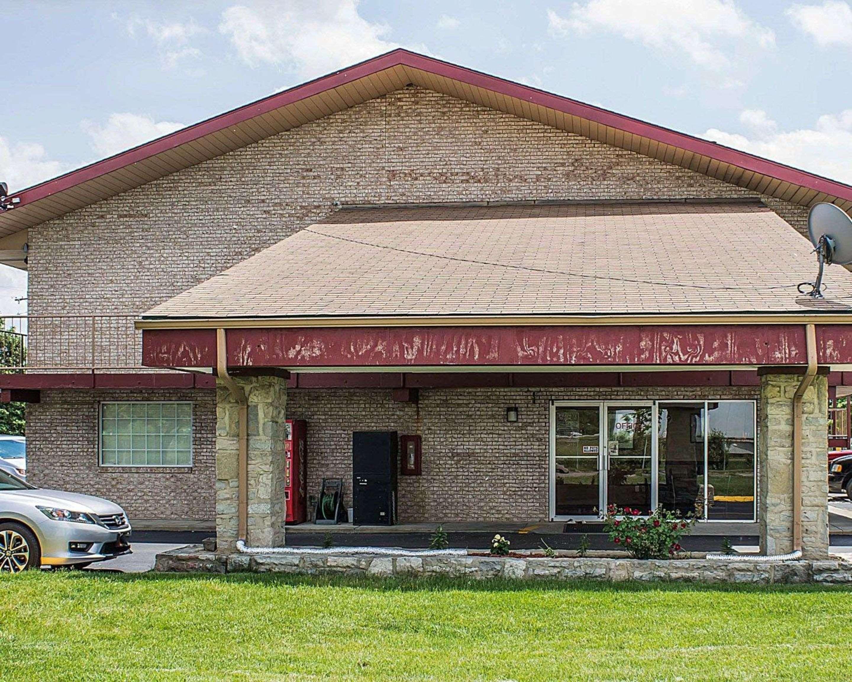 Econo Lodge Columbus Esterno foto